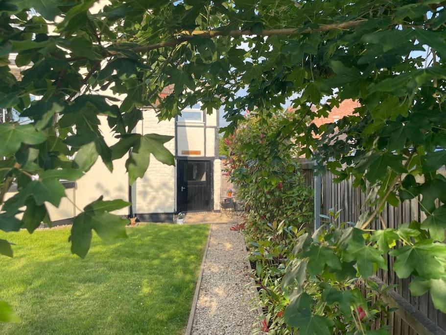 Blossom Apartment Worcester